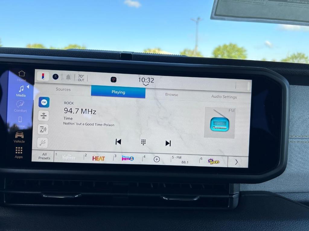 new 2025 Jeep Gladiator car, priced at $37,045