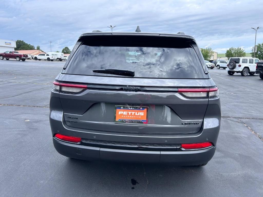 new 2025 Jeep Grand Cherokee L car, priced at $51,472