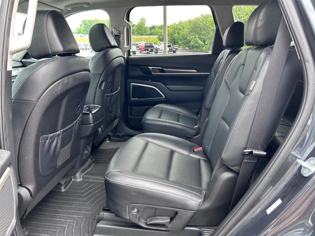 used 2024 Kia Telluride car, priced at $37,399