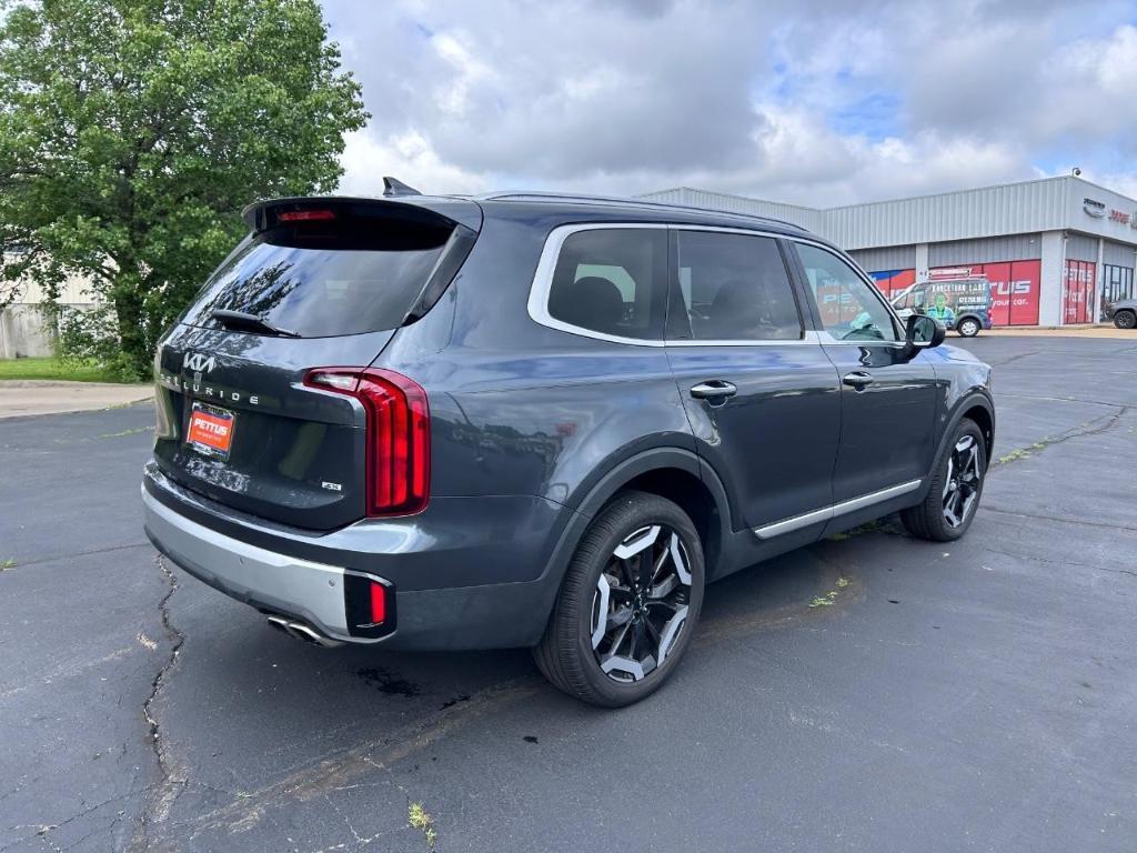 used 2024 Kia Telluride car, priced at $37,399