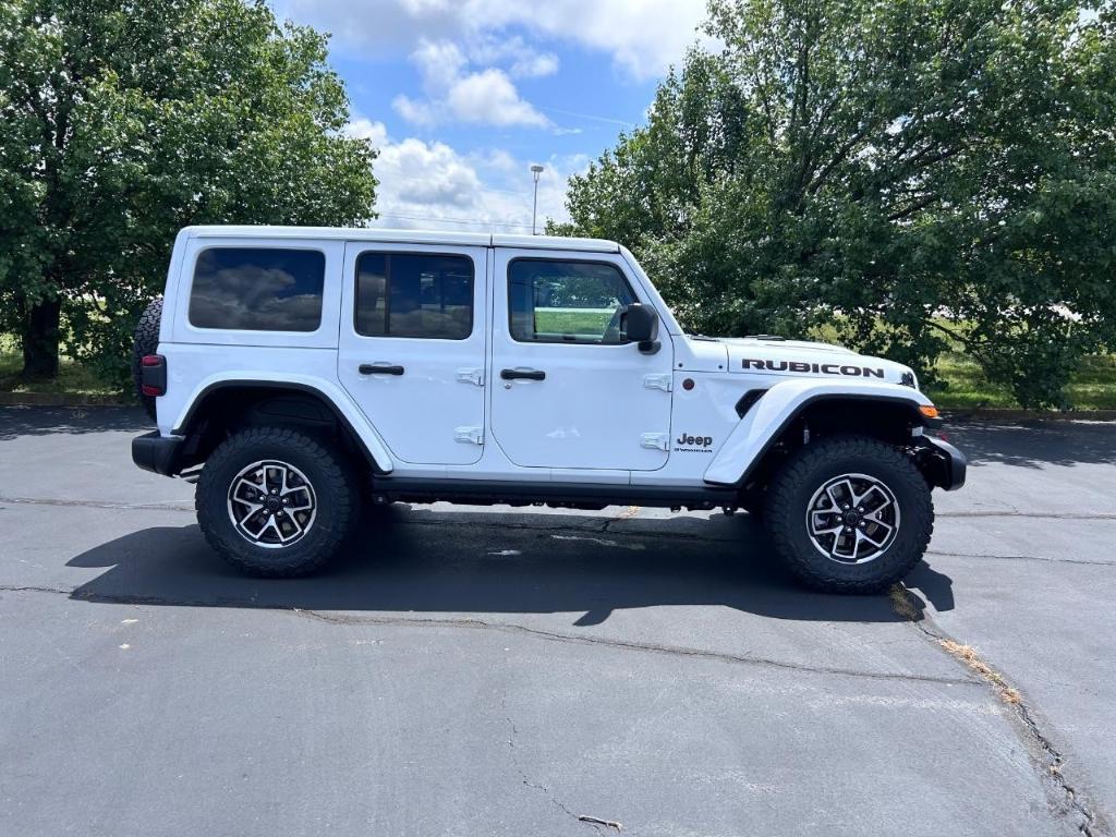 new 2025 Jeep Wrangler car, priced at $59,428