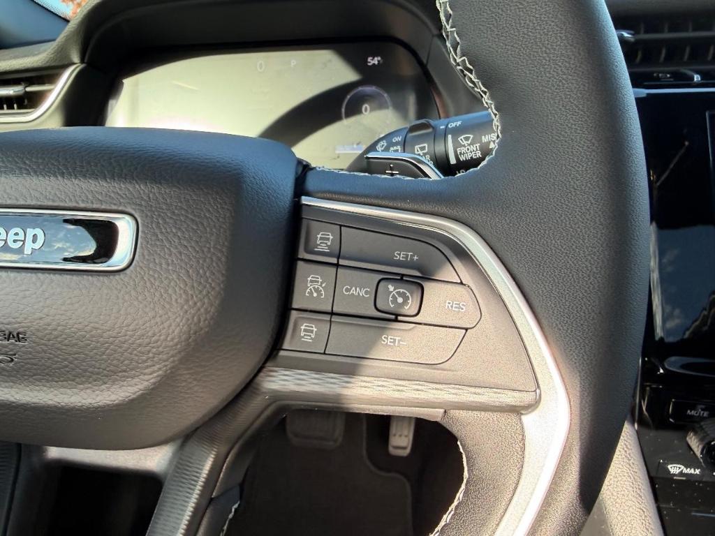 new 2025 Jeep Grand Cherokee car, priced at $34,345