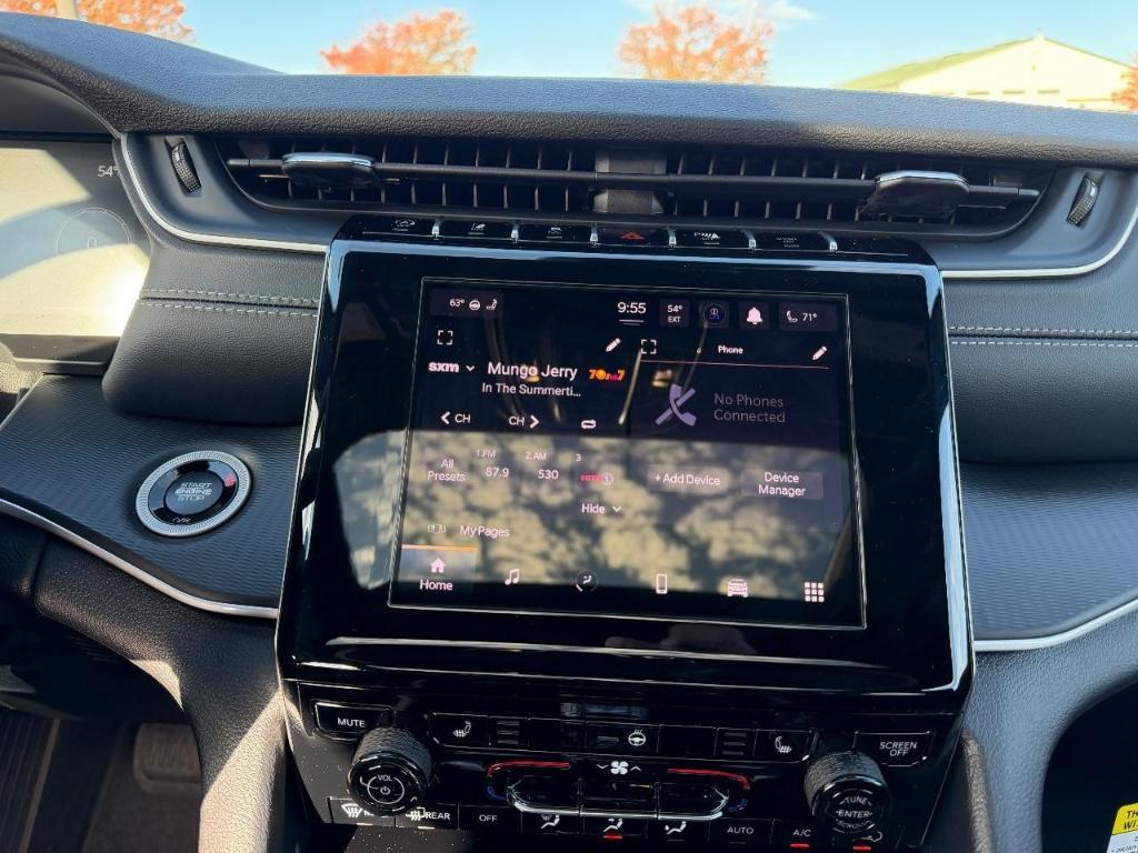 new 2025 Jeep Grand Cherokee car, priced at $34,345