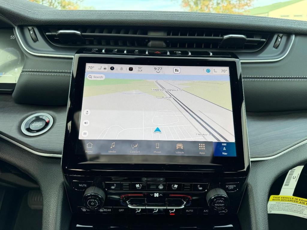 new 2025 Jeep Grand Cherokee car, priced at $42,645