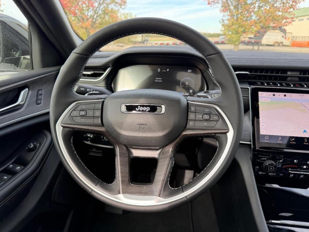 new 2025 Jeep Grand Cherokee car, priced at $42,645