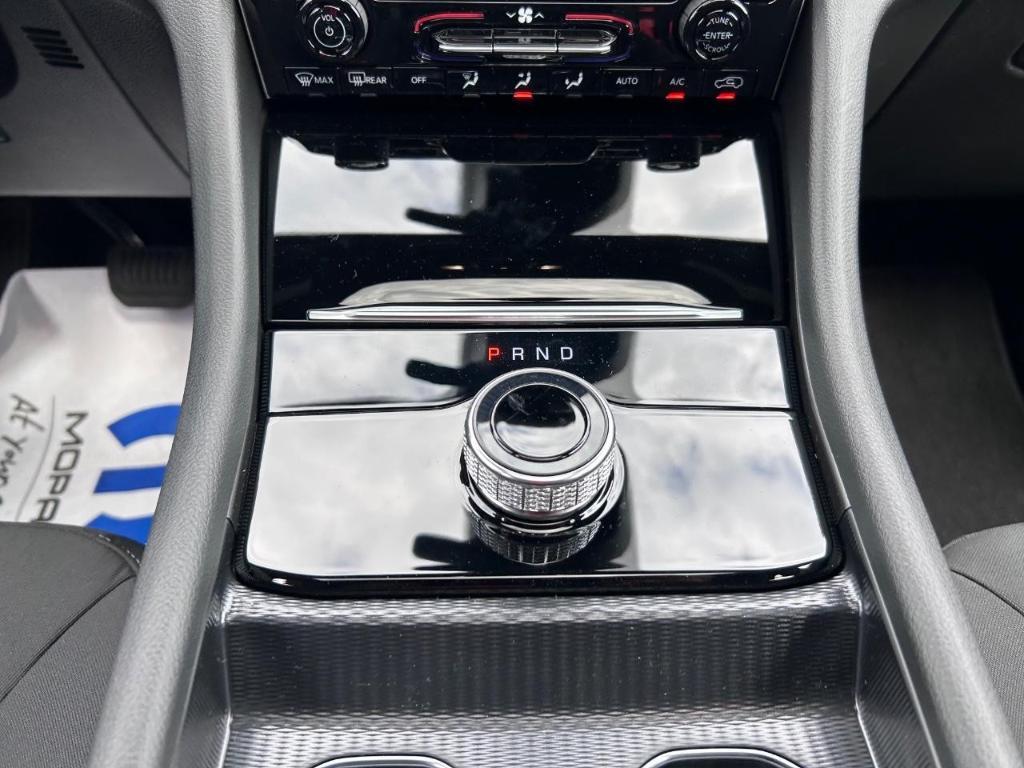 new 2025 Jeep Grand Cherokee L car, priced at $41,204
