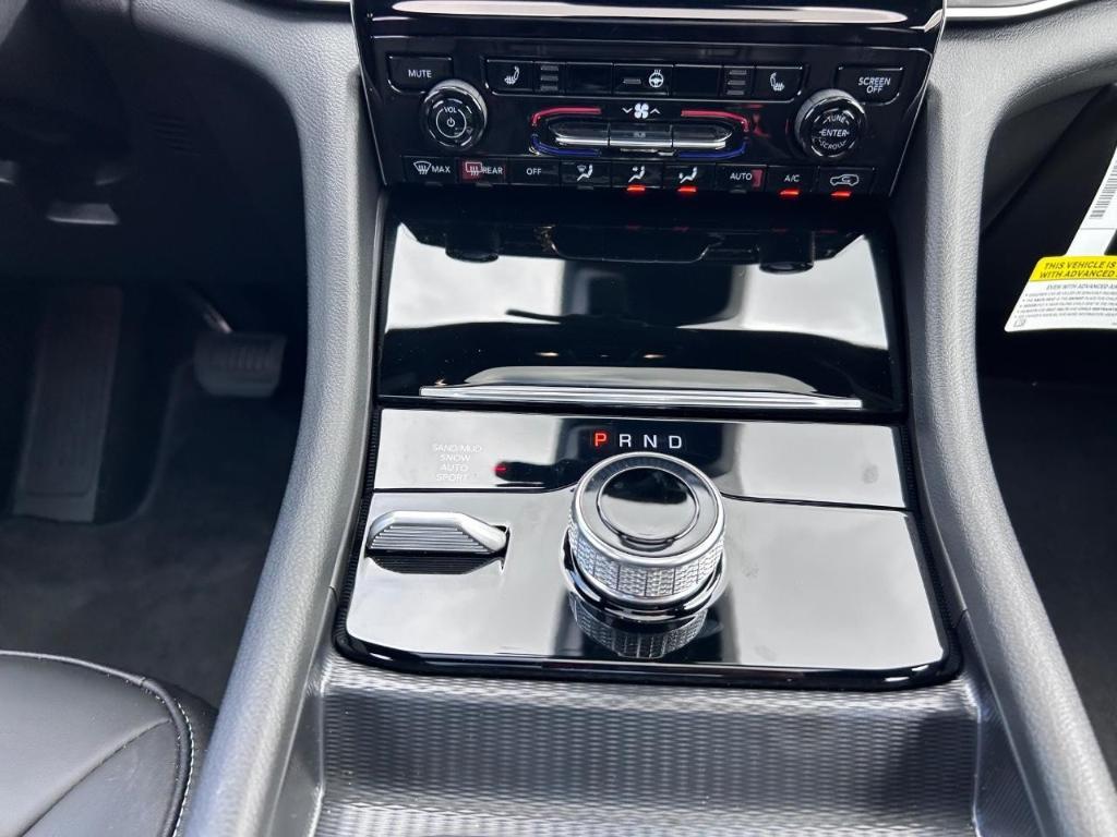 new 2025 Jeep Grand Cherokee car, priced at $35,745