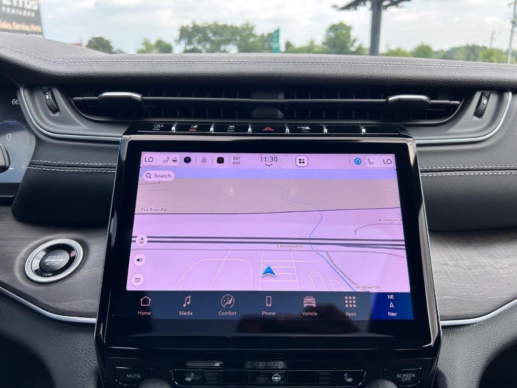 new 2025 Jeep Grand Cherokee car, priced at $35,745