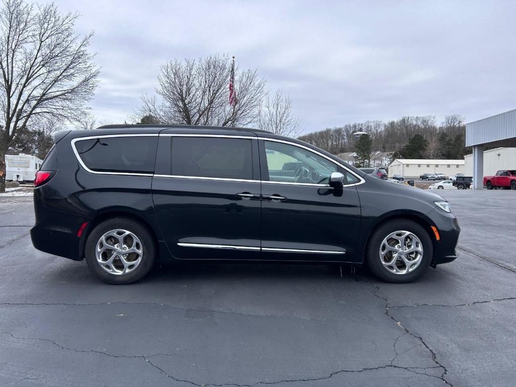 used 2022 Chrysler Pacifica car, priced at $25,181