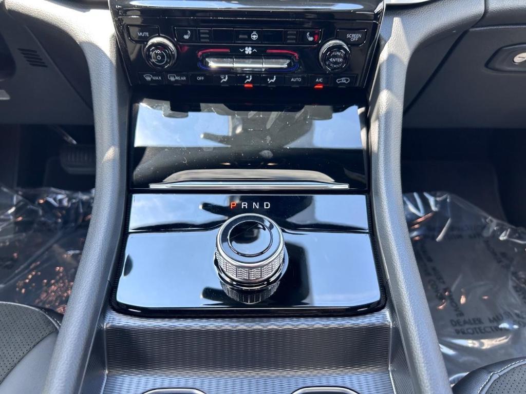 new 2025 Jeep Grand Cherokee L car, priced at $43,777