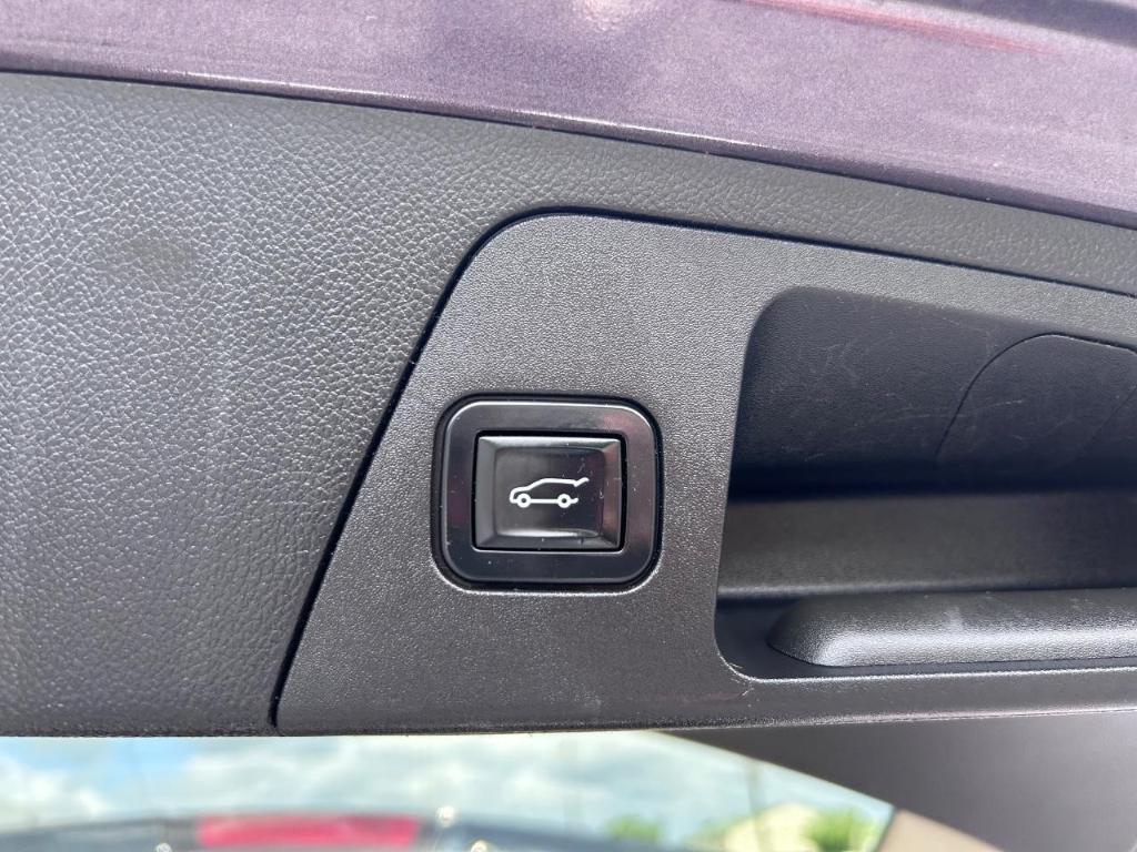 used 2018 Buick Envision car, priced at $12,177