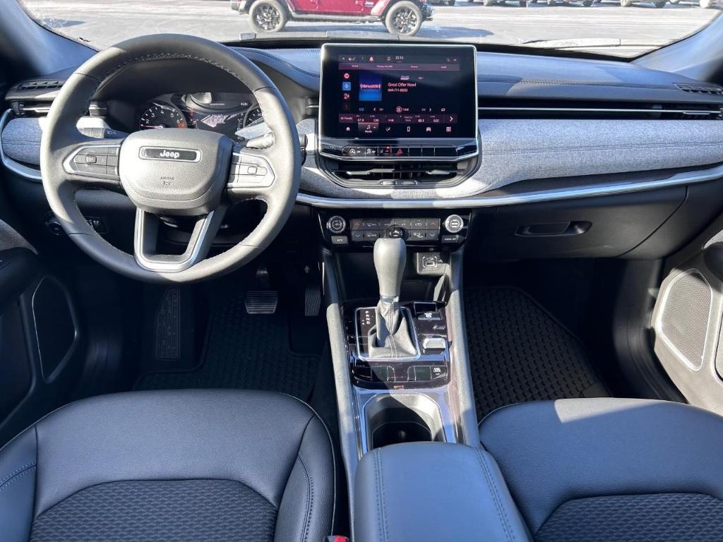 new 2024 Jeep Compass car, priced at $26,499