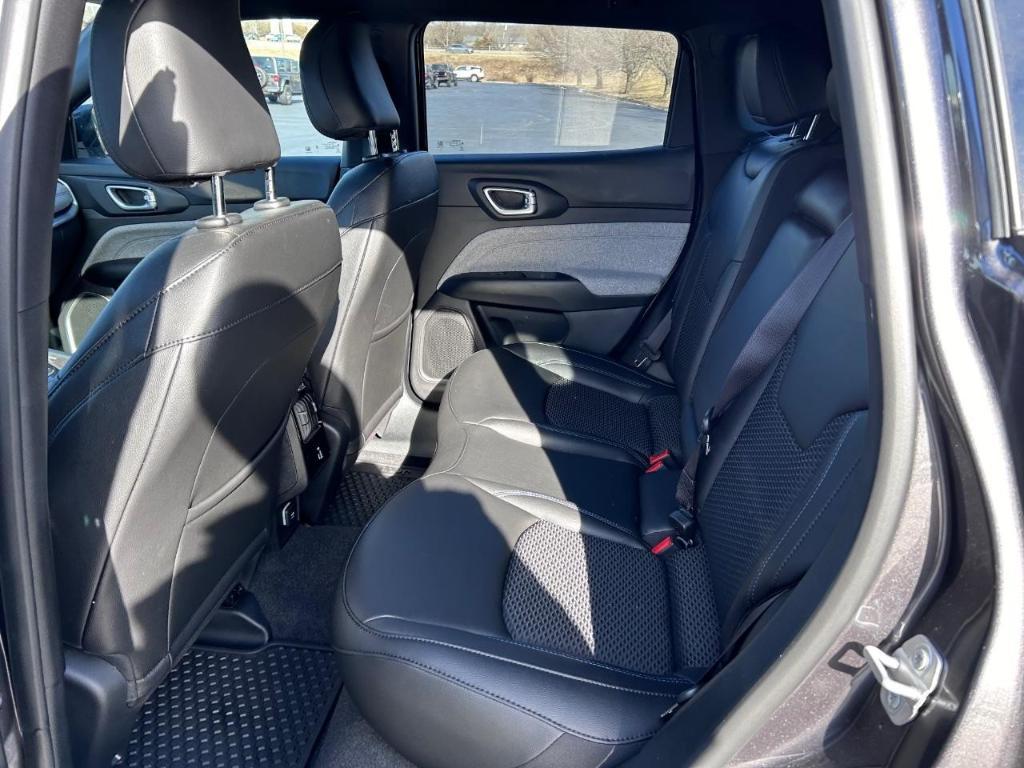 new 2024 Jeep Compass car, priced at $26,499