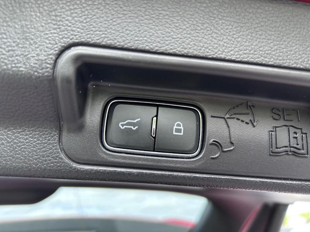 used 2022 Ford Explorer car, priced at $43,796