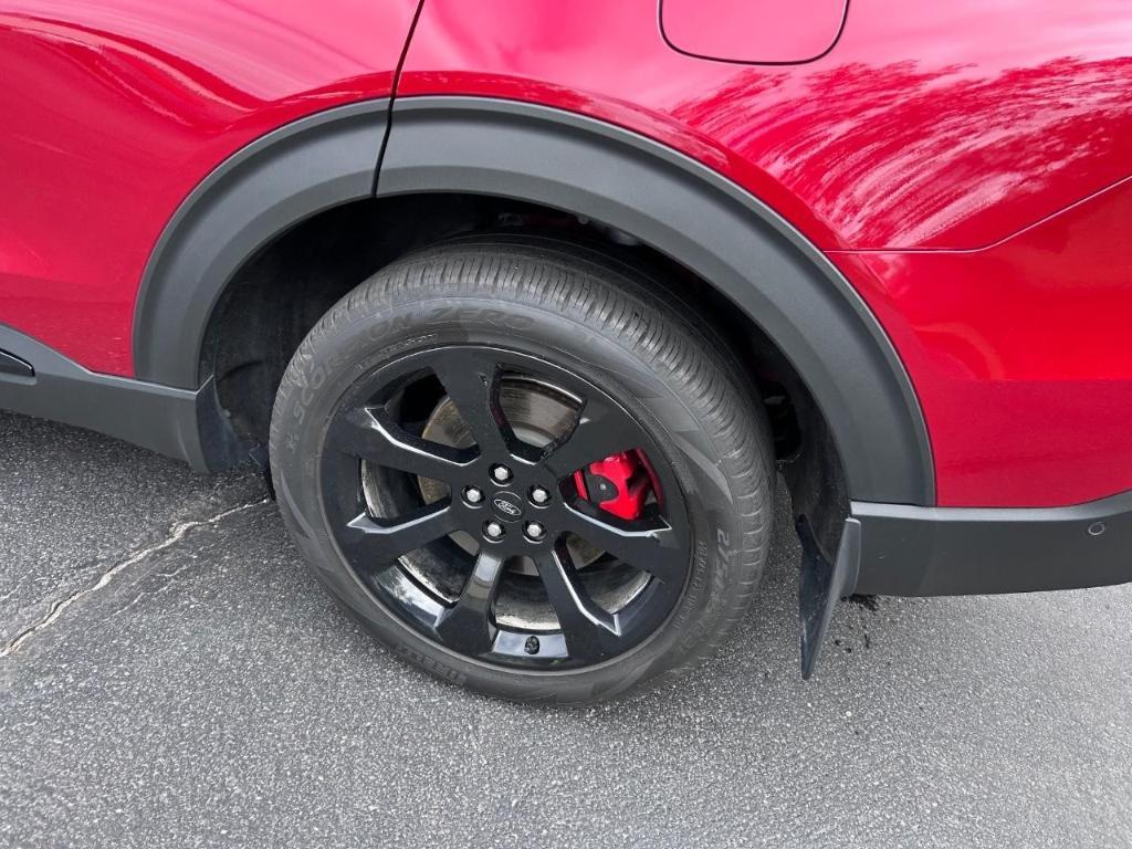 used 2022 Ford Explorer car, priced at $43,796