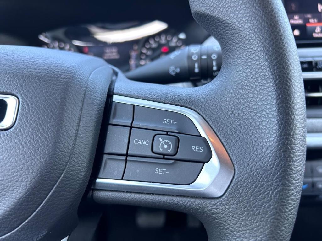 new 2025 Jeep Compass car, priced at $27,495