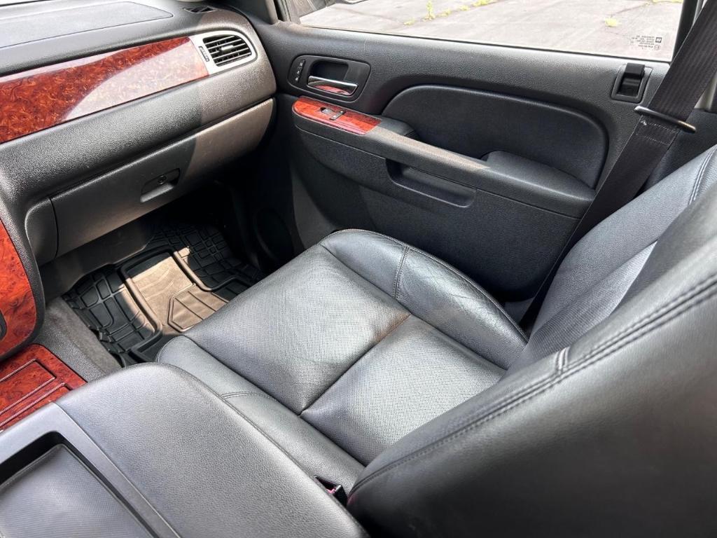 used 2013 Chevrolet Suburban car, priced at $15,495
