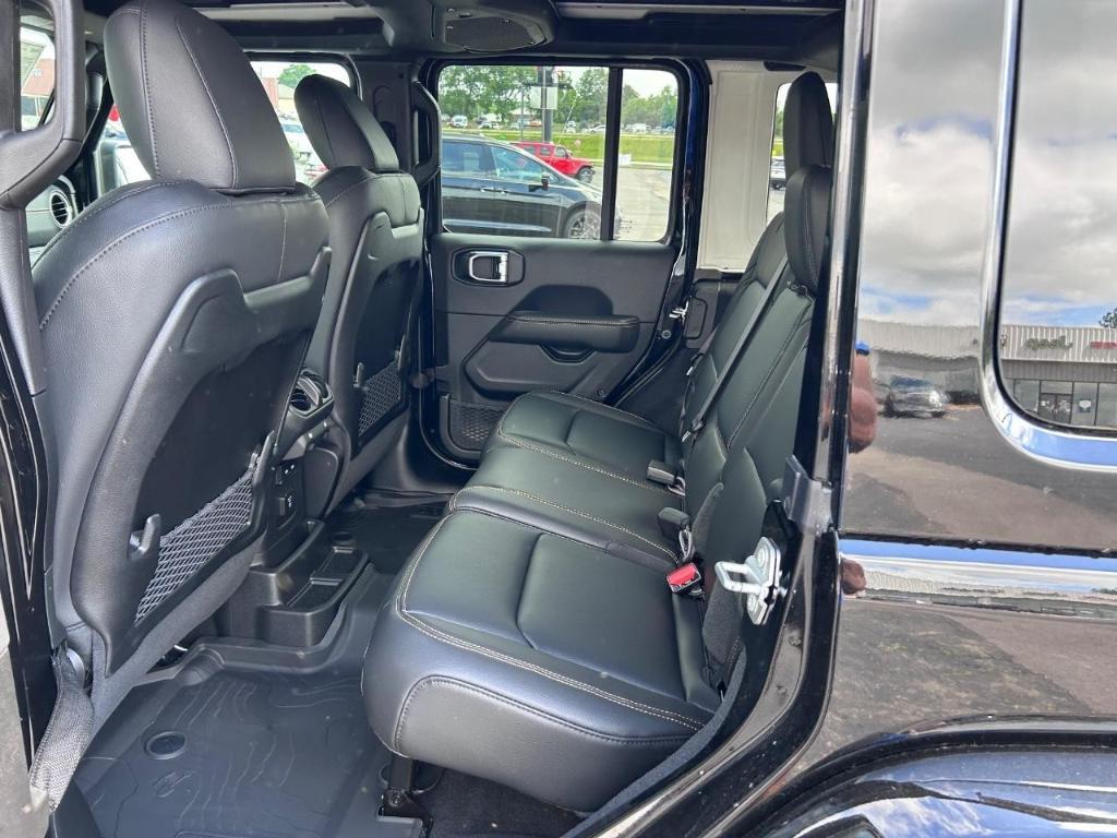 new 2025 Jeep Wrangler car, priced at $57,227