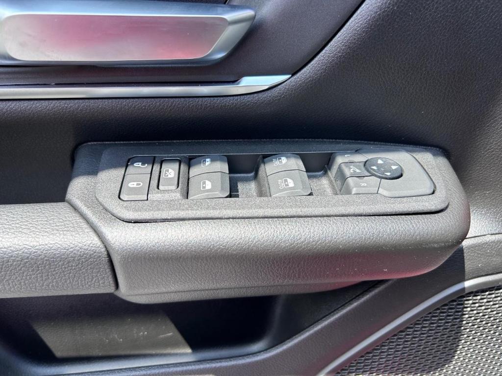 new 2025 Ram 1500 car, priced at $46,556