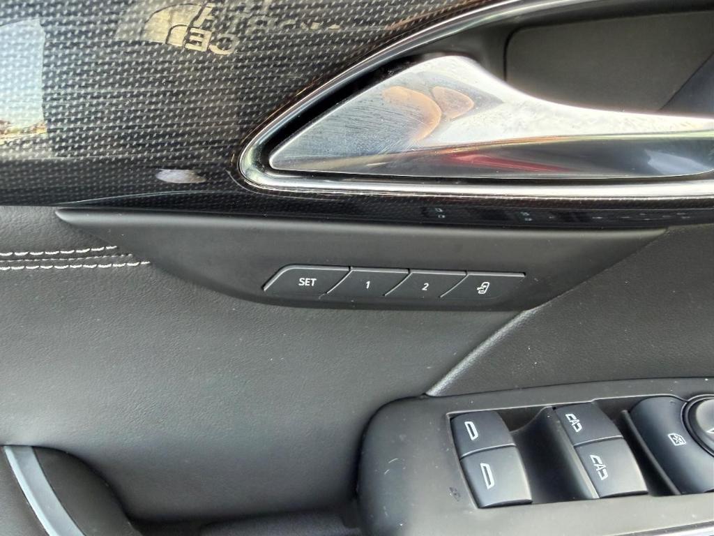 used 2021 Buick Envision car, priced at $22,938