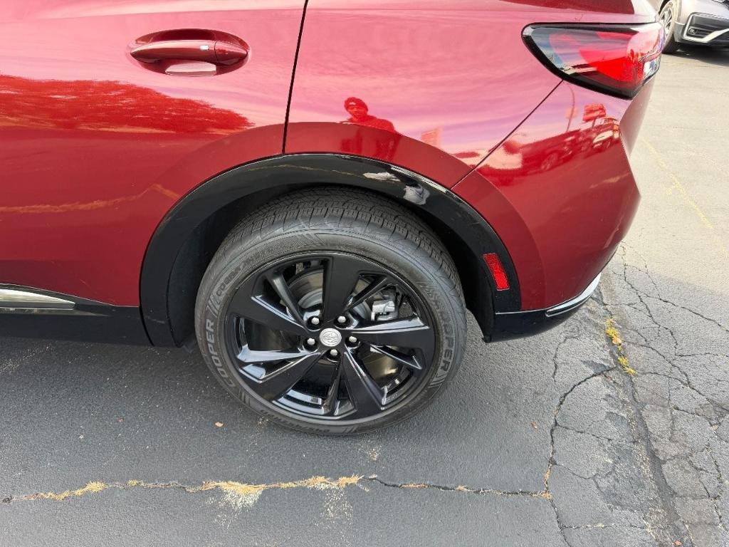 used 2021 Buick Envision car, priced at $22,938