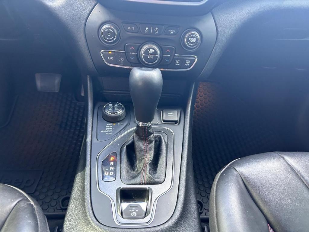 used 2021 Jeep Cherokee car, priced at $22,852