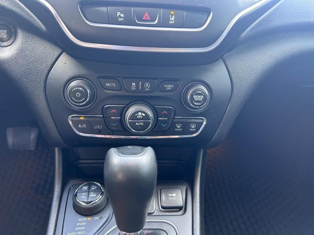 used 2021 Jeep Cherokee car, priced at $22,852