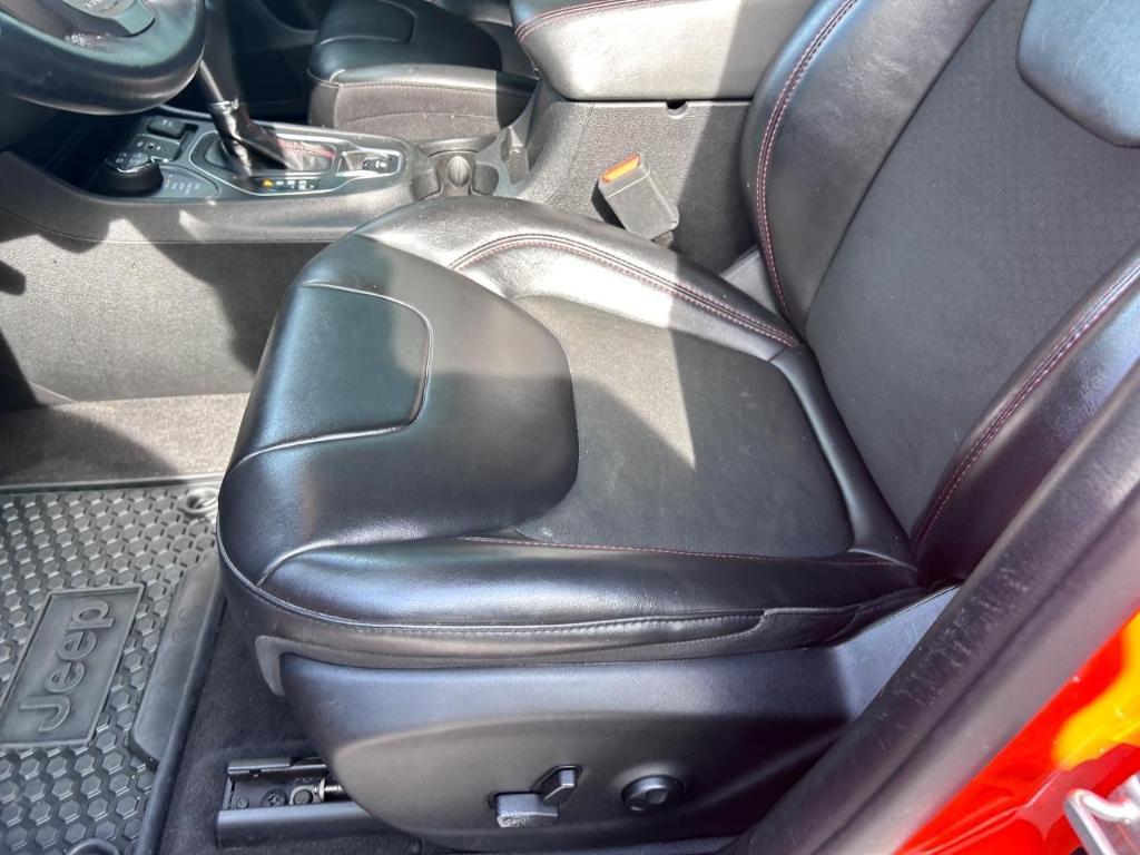 used 2021 Jeep Cherokee car, priced at $22,852