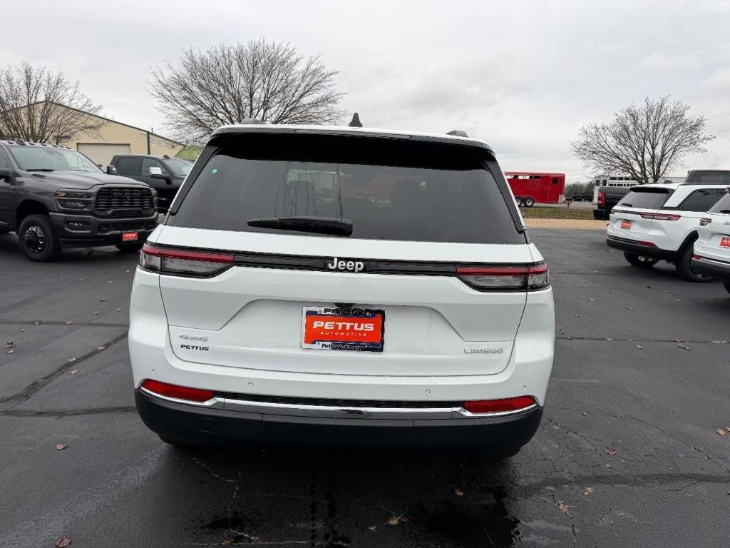 new 2025 Jeep Grand Cherokee car, priced at $33,345