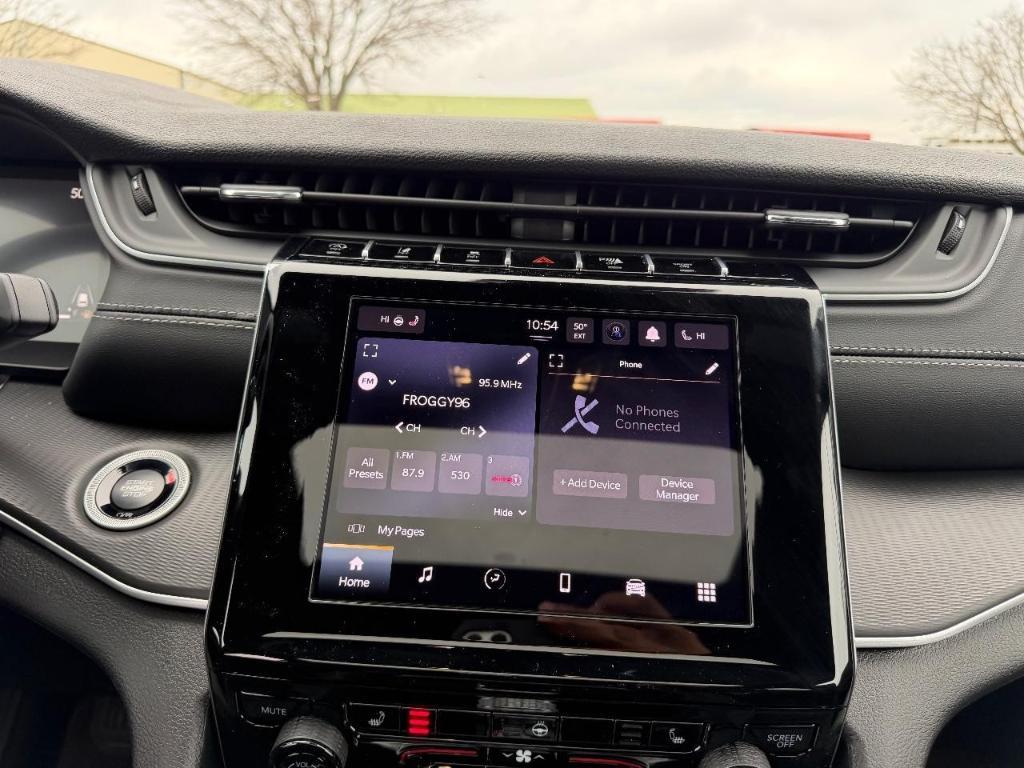 new 2025 Jeep Grand Cherokee car, priced at $33,345