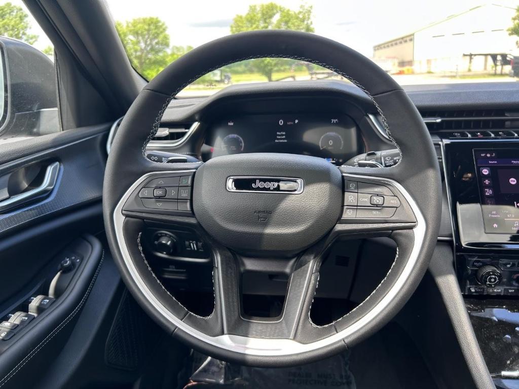 new 2025 Jeep Grand Cherokee L car, priced at $42,929