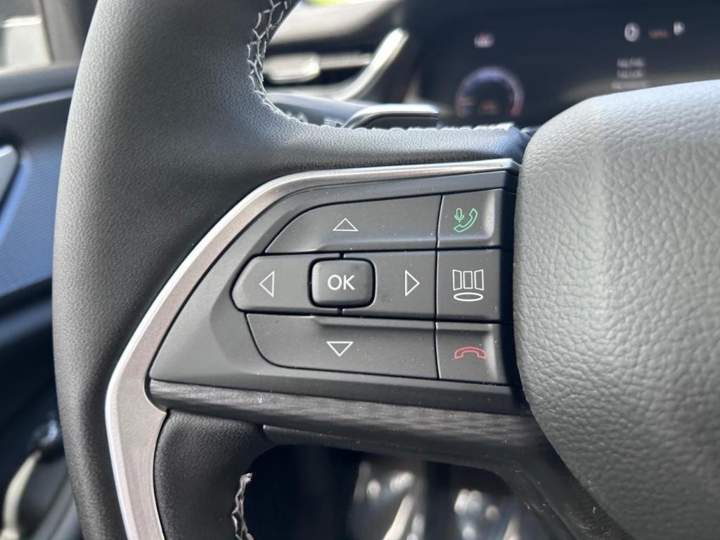 new 2025 Jeep Grand Cherokee L car, priced at $42,929