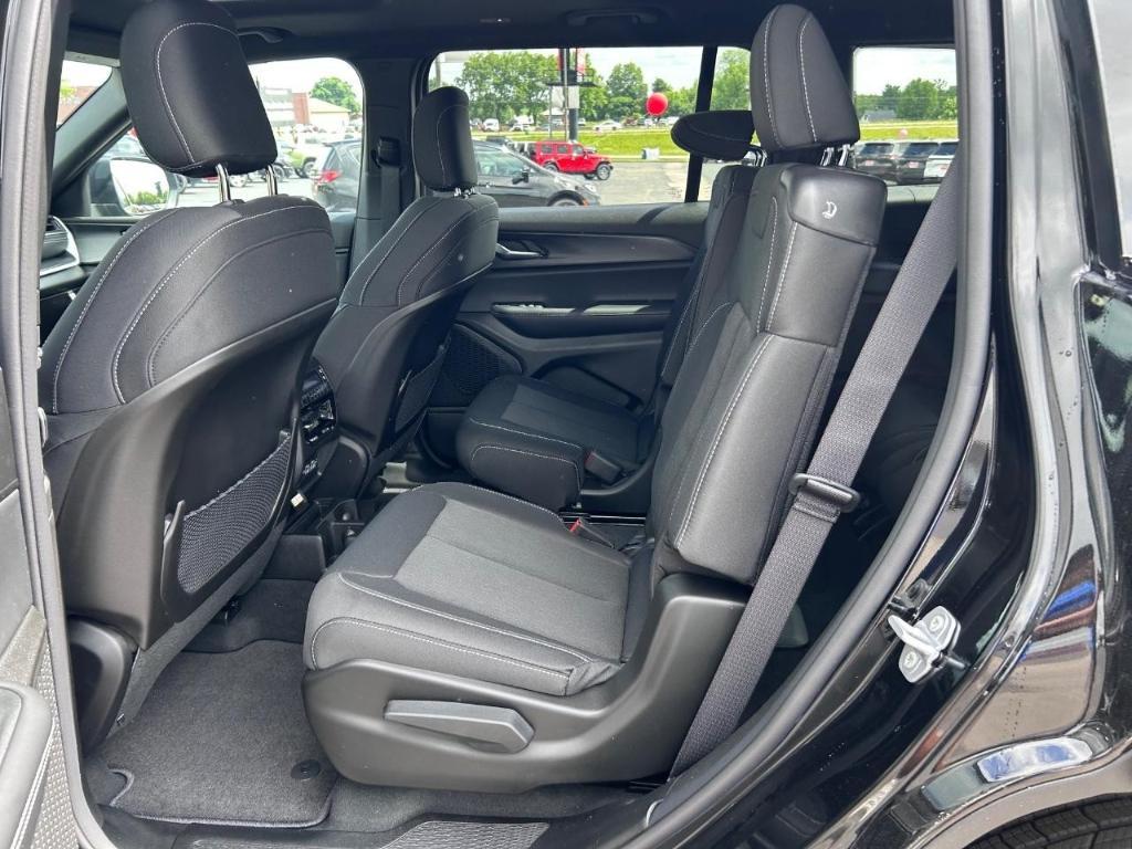 new 2025 Jeep Grand Cherokee L car, priced at $42,929