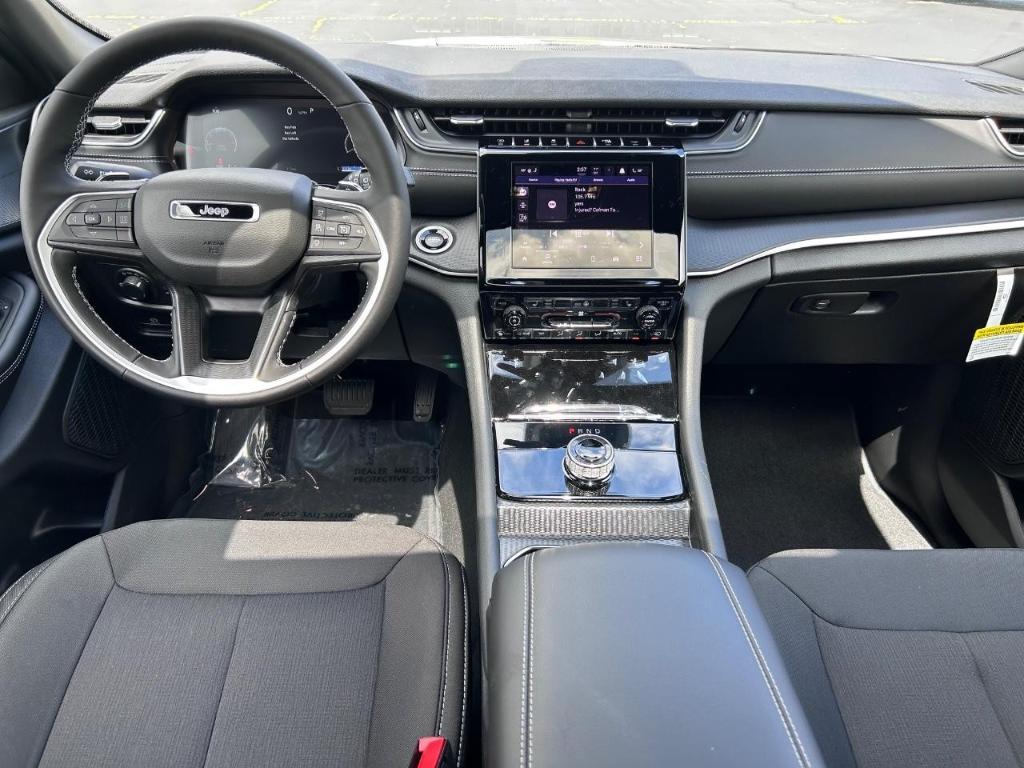 new 2025 Jeep Grand Cherokee L car, priced at $42,929
