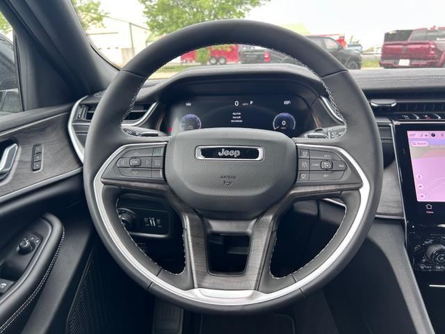 new 2025 Jeep Grand Cherokee car, priced at $49,635