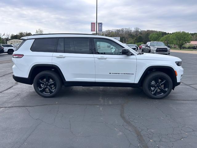 new 2025 Jeep Grand Cherokee car, priced at $49,635