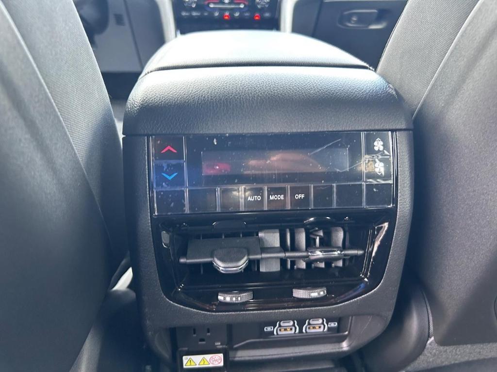 new 2025 Jeep Grand Cherokee L car, priced at $42,929