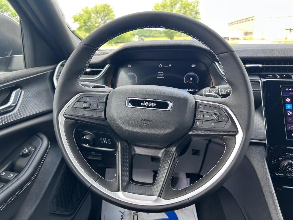 new 2025 Jeep Grand Cherokee L car, priced at $42,929