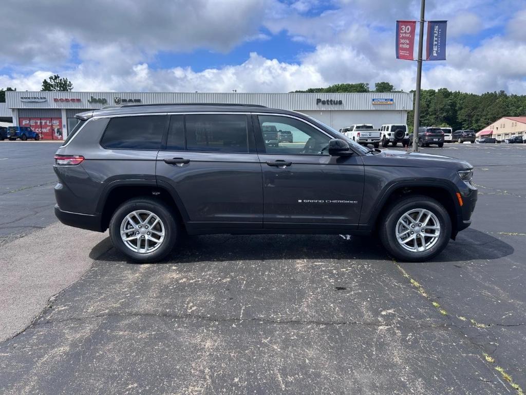 new 2025 Jeep Grand Cherokee L car, priced at $42,929