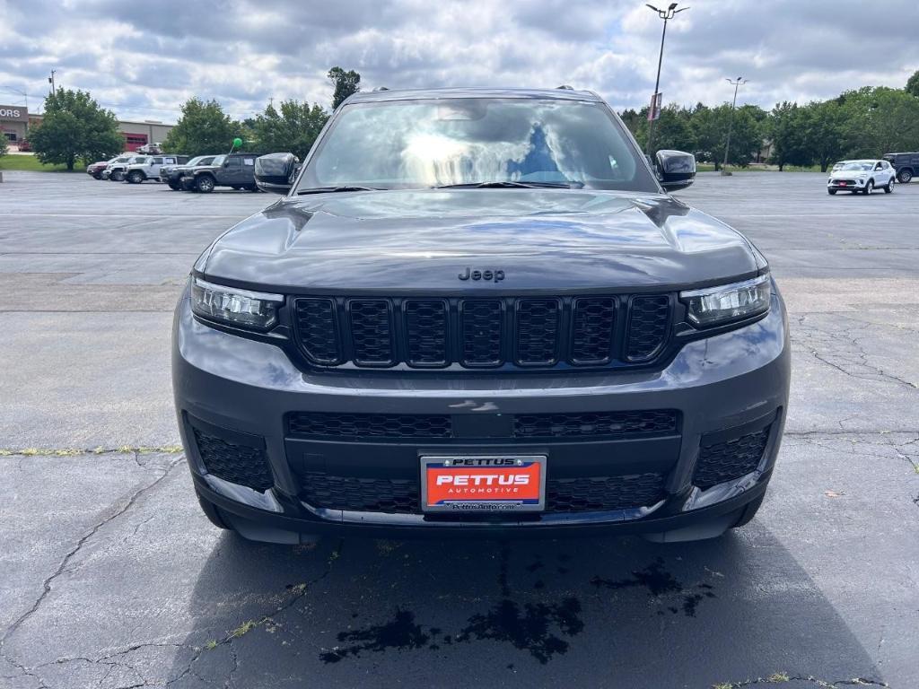 new 2025 Jeep Grand Cherokee L car, priced at $46,717