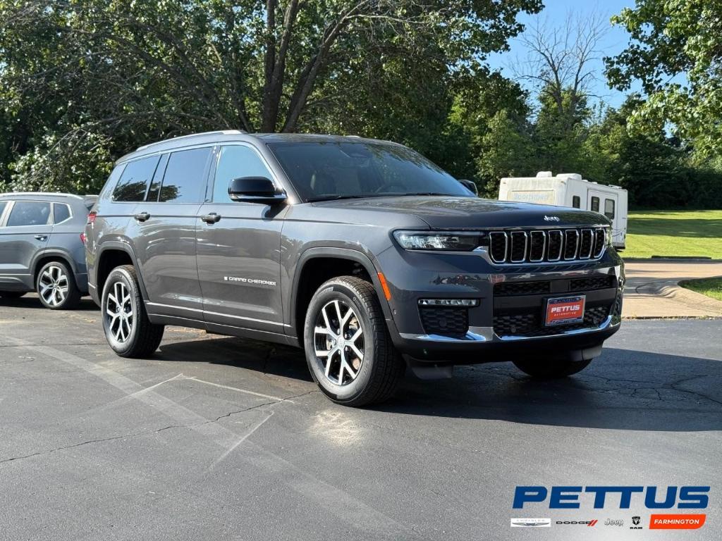 new 2025 Jeep Grand Cherokee L car, priced at $48,172