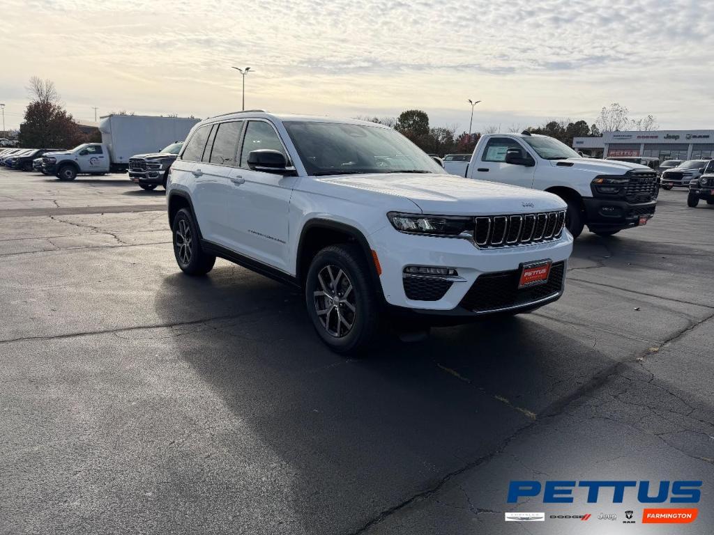 new 2025 Jeep Grand Cherokee car, priced at $40,309
