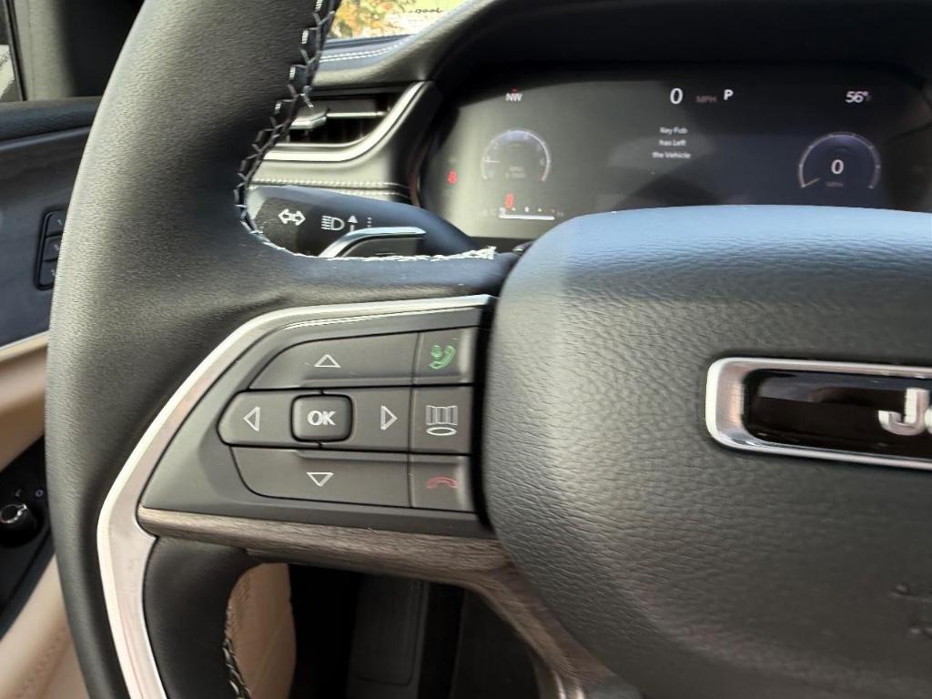 new 2025 Jeep Grand Cherokee car, priced at $40,309