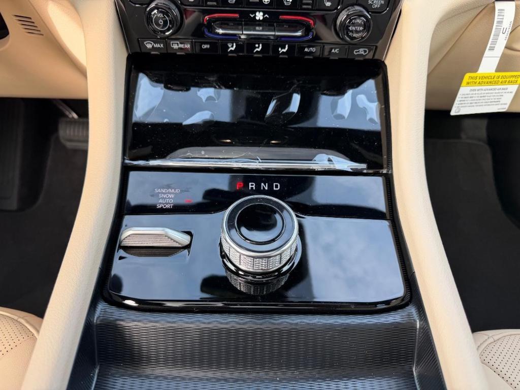 new 2025 Jeep Grand Cherokee car, priced at $40,309