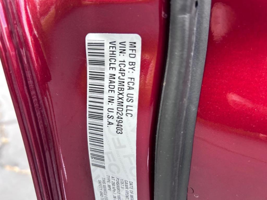 used 2021 Jeep Cherokee car, priced at $25,555