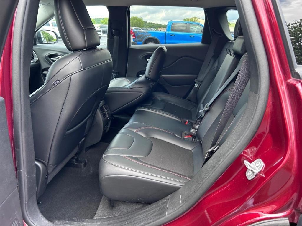 used 2021 Jeep Cherokee car, priced at $25,555