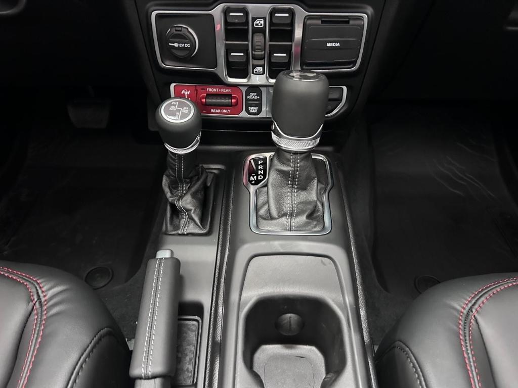 new 2025 Jeep Wrangler car, priced at $66,555