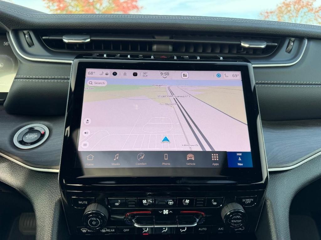 new 2025 Jeep Grand Cherokee L car, priced at $48,195