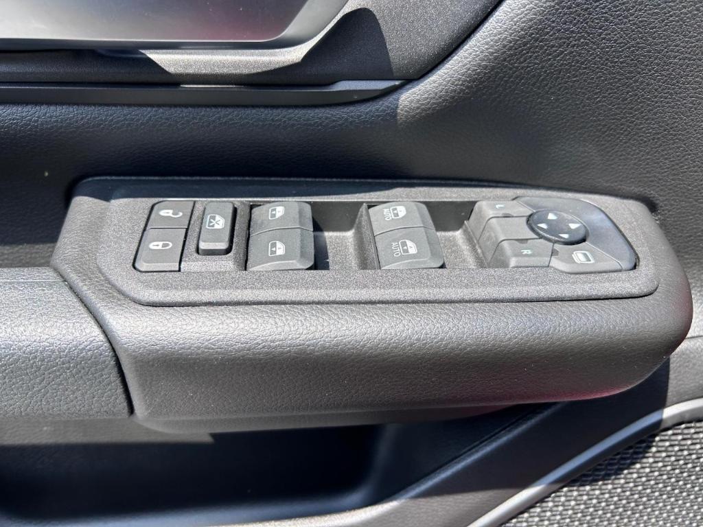new 2025 Ram 1500 car, priced at $44,987