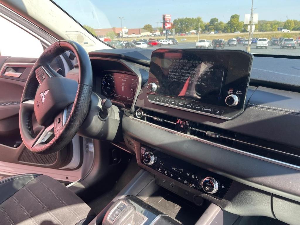 used 2024 Mitsubishi Outlander car, priced at $22,942